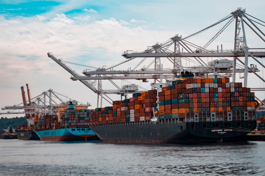 International shipping containers